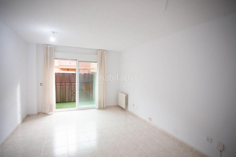 Foto 38463473-e9f6-4424-9d82-daa33632028e. Ground floor with pool in Casa Amarilla Galapagar