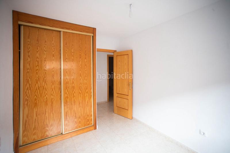 Foto 49c5e68d-8e63-4162-abd0-28382c498a1f. Ground floor with pool in Casa Amarilla Galapagar