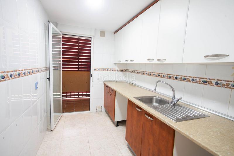 Foto ea930c89-4770-4f73-b9bd-5e8473220d35. Ground floor with pool in Casa Amarilla Galapagar