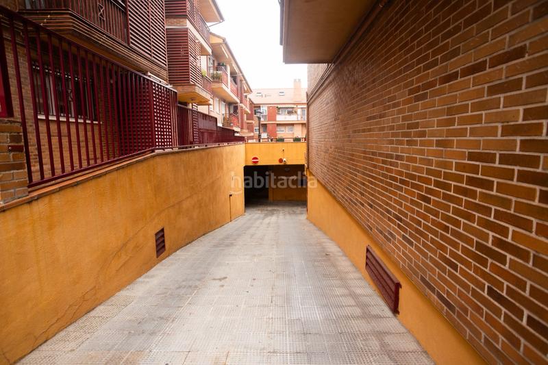 Foto fd0a6bdf-1ed1-4375-81ee-7b8c7efa756a. Ground floor with pool in Casa Amarilla Galapagar