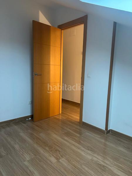 Foto d26f1d0a-bdc6-45c5-b270-e979d73a8f93. Miete zweistöckige wohnung in Casco Antiguo Galapagar