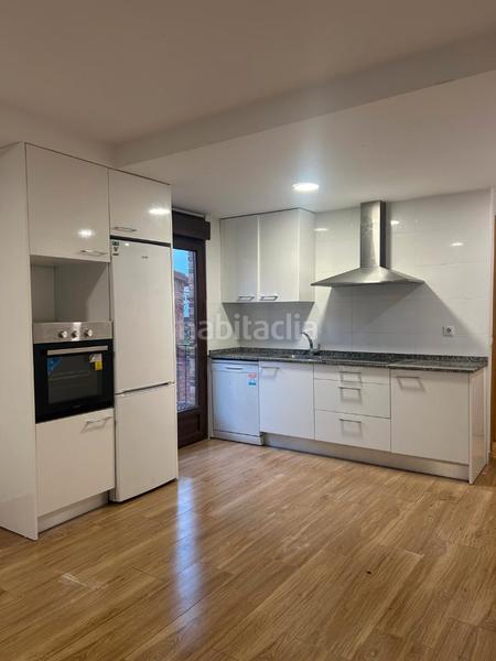 Foto e4c9812c-4586-4564-ac5a-4263d6d9f5c6. Rent duplex in Casco Antiguo Galapagar