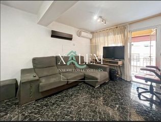 Etagenwohnung in Ensanche - Parque del Oeste. Piso en venta en gran via tárrega monteblanco, 3 dormitorios.