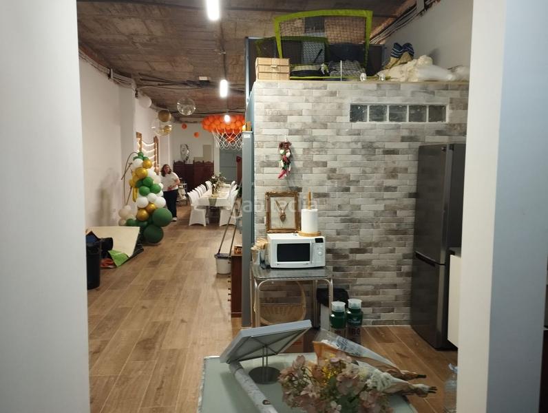 Foto fb342d7f-c19e-4cf4-acb6-8d4e428ed573. Rent business premise in Piscinas Burriana