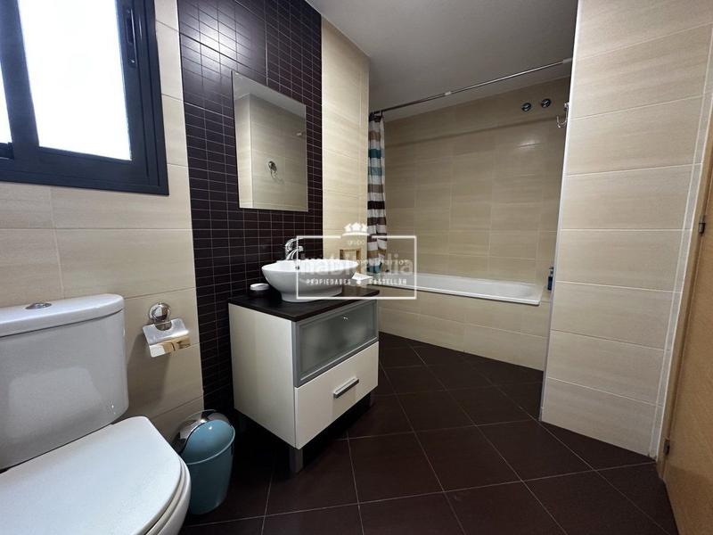 Foto dc0b8c38-a310-49d3-aafc-66bbc3e678f1. Pis amb aparcament a Moncófar Pueblo Moncofa