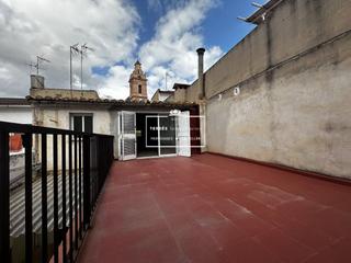 Maison jumelée à Chilches. Adosado en venta en chilches, 4 dormitorios.