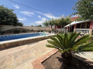 Chalet  Ramell. Chalet individual en venta en marjaleria, 4 dormitorios.