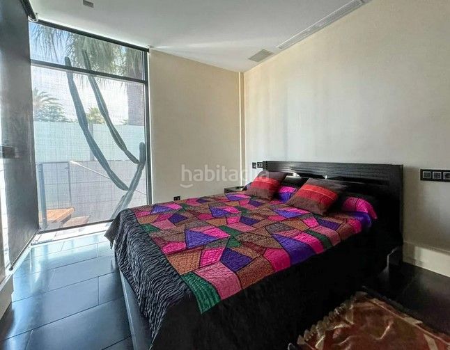 Foto 5af91d44-8407-4314-b7e3-f97abf9d0a20. Chalet avec parking piscine dans Playa de Granada Motril