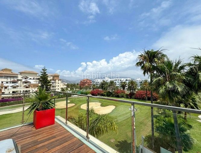 Foto 9102c4db-48f5-4723-bd3d-4bc709903c05. Chalet avec parking piscine dans Playa de Granada Motril