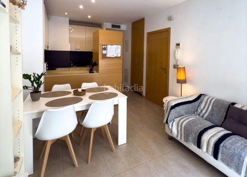 Foto d124b885-fb7c-4eb5-9486-7dcd0cc7162e. Edifici a calle diaz moreu 58 a San Antón Alicante