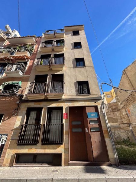 Foto f2de152d-2ffa-40fa-ba2f-f7089483a235. Edifici a calle diaz moreu 58 a San Antón Alicante