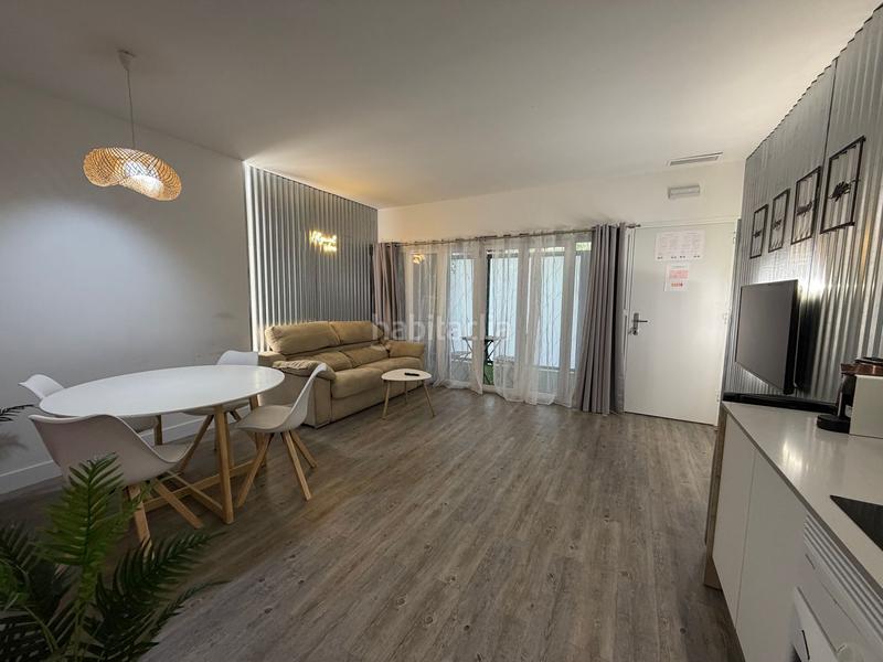 Foto 1d58dc9c-d56a-409d-be6f-ba610e5da26d. Local comercial en avenida alcoi 123 en Campoamor Alicante