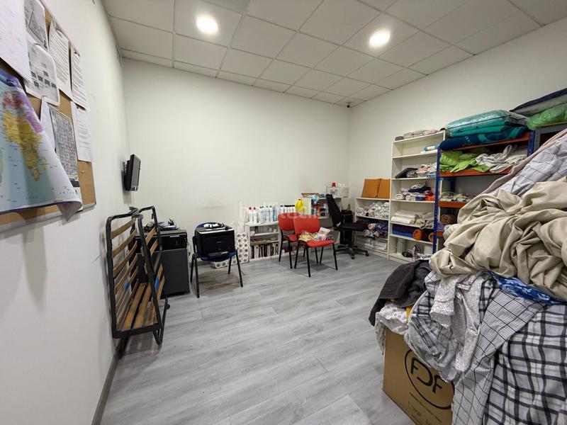 Foto 881f5983-cc76-4c62-bd88-796390657d40. Local comercial en avenida alcoi 123 en Campoamor Alicante