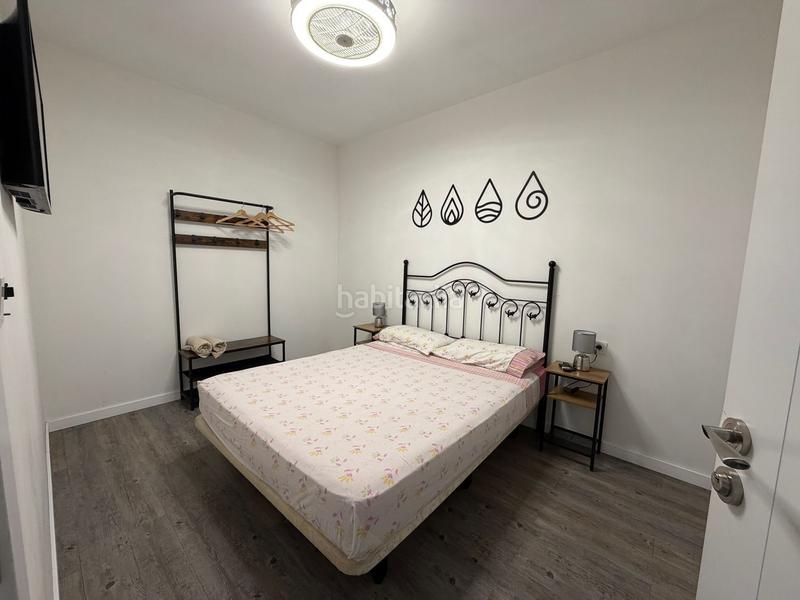 Foto 8ace2704-b0bf-43a1-8e8a-7d8bb68522b5. Local comercial en avenida alcoi 123 en Campoamor Alicante