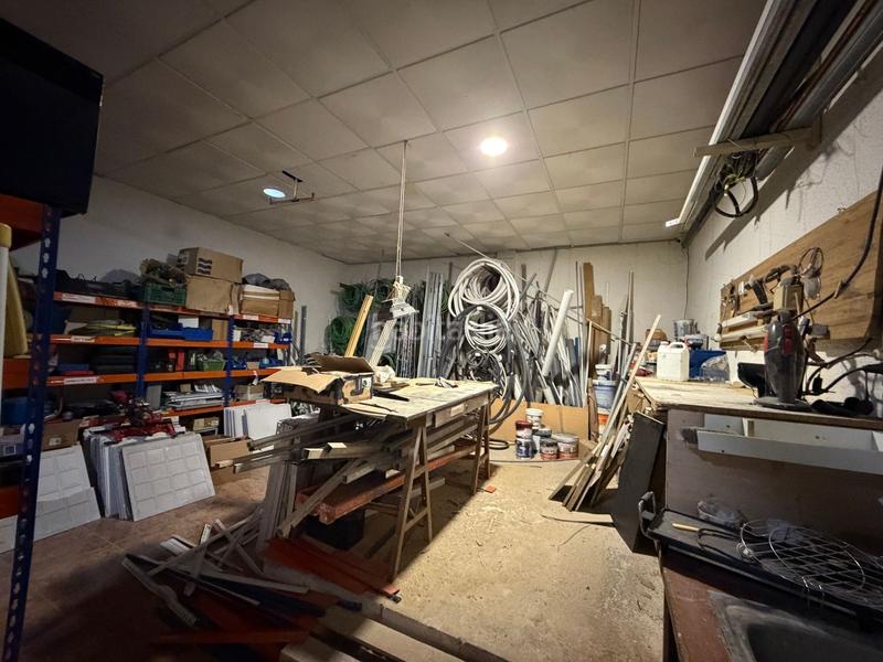 Foto c89702e6-6e24-4c9e-a35a-83e4396a834b. Local comercial en avenida alcoi 123 en Campoamor Alicante