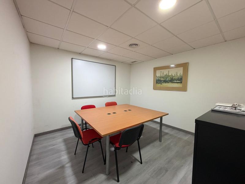 Foto e2f85a5a-1ae2-4090-a40e-2ae826c1b843. Local commercial dans avenida alcoi 123 dans Campoamor Alicante