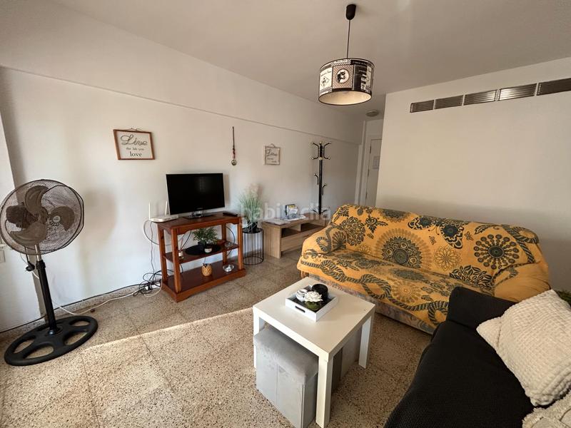 Foto 49d96801-b4d6-44f2-ad75-e23f9dd1a0b0. Alquiler piso en carrer sant bartomeu 64 piso a 3 min del mar en Campello (el)