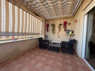 �tic en Escr enrique cerdan tato 13. �tico en san blas