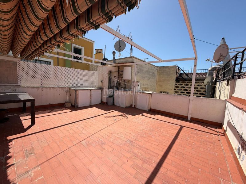 Foto d69bf1ae-f52f-4898-9447-853cf0c61960. Edificio en calle de toledo 16 edificio en el casco antiguo en Alicante