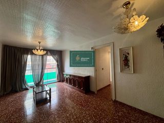 Pis  Calle calle primitivo p�rez 3. Piso cerca de la plaza de toros