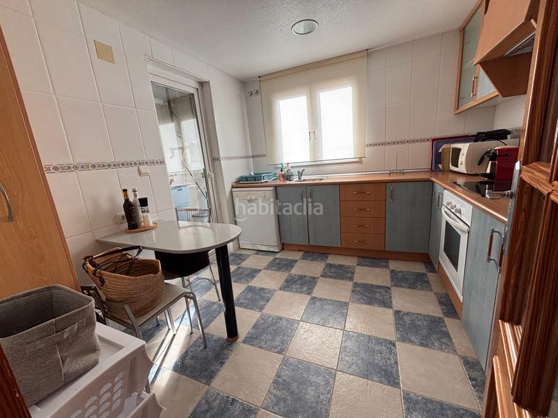 Foto 219a0d50-db85-4db0-98c6-fe06e30730f2. Pis a carrer de la morera 19 a Playa Muchavista Campello (el)