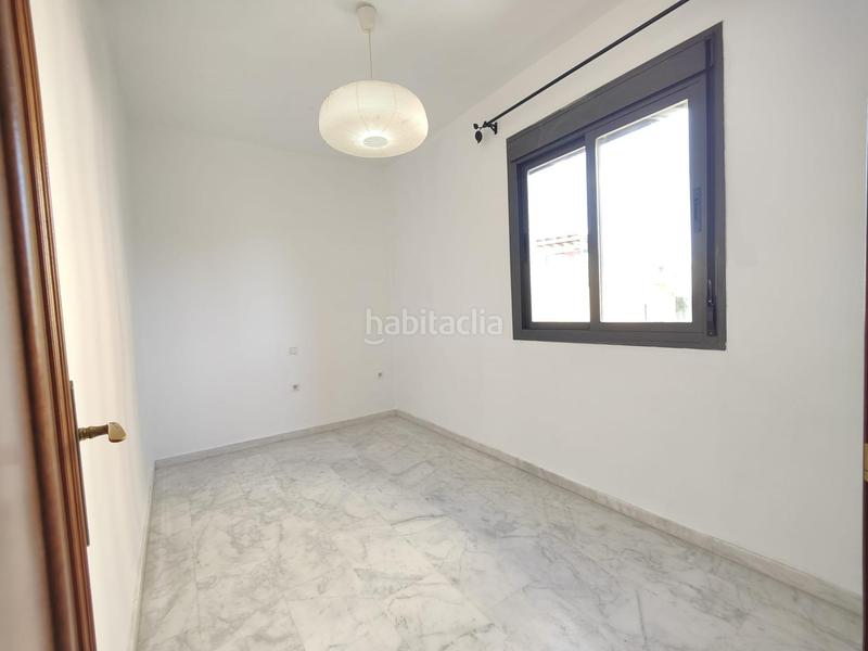 Foto 476b18b5-c0c1-4869-92ca-f8d05c68f2a3. Flat with parking pool in Casco Antiguo Mairena del Aljarafe