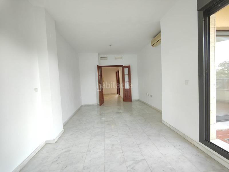 Foto 594f2f89-6028-4798-85be-141ef4af47e8. Piso en Casco Antiguo Mairena del Aljarafe