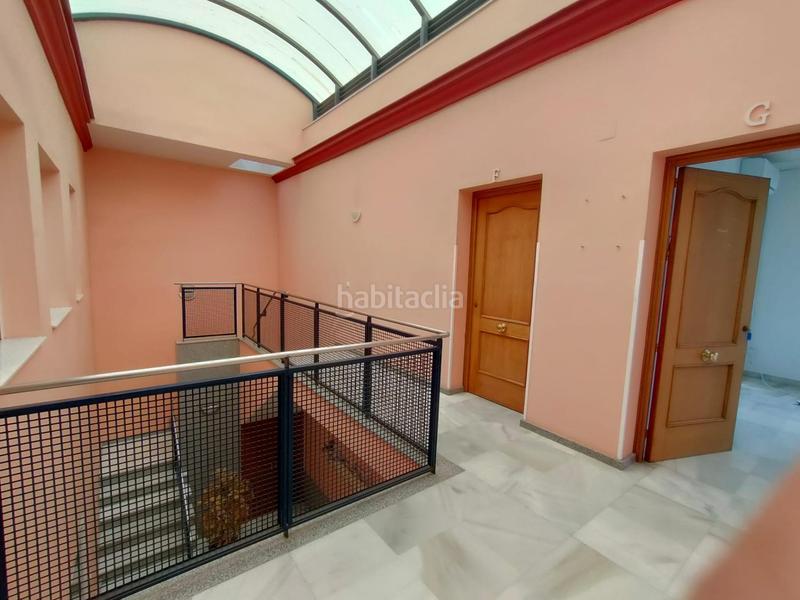 Foto 9327f10c-0acf-46f6-b8a5-d5432c731da5. Location bureau dans Centro Tomares