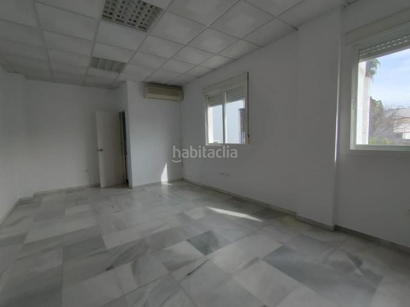 Foto 9707c0fa-857a-476d-b7a6-e43c3e470e26. Location bureau dans Centro Tomares