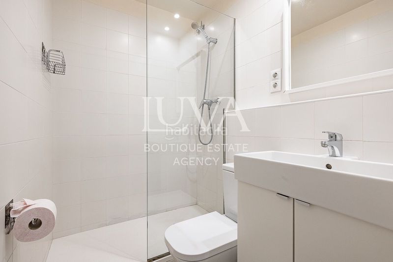 Foto 3ad9a7b4-b57b-461b-800d-b9aef6e75ba1. Apartament amb calefacció a La Nova Esquerra de l´Eixample Barcelona