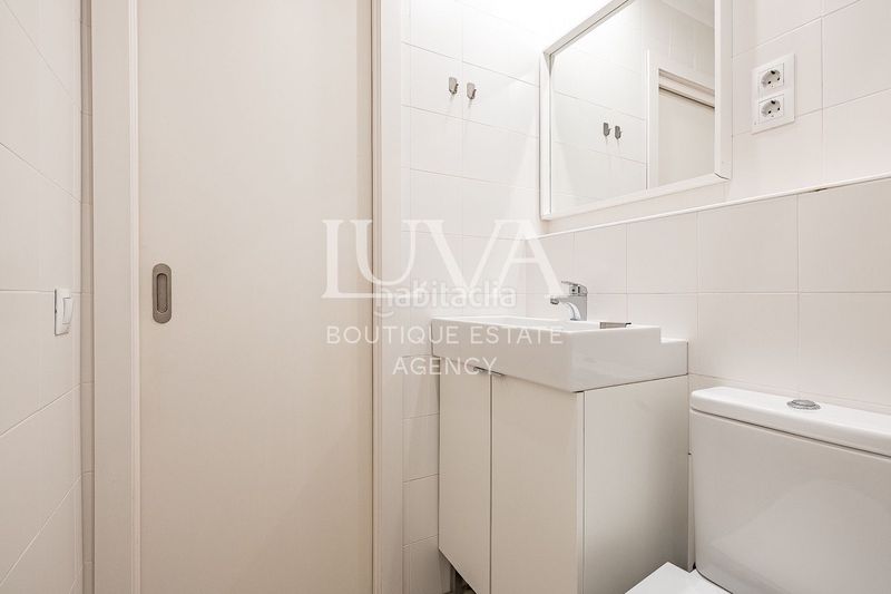 Foto 9e2c13a7-820d-405f-a63c-efb2659fd06a. Apartament amb calefacció a La Nova Esquerra de l´Eixample Barcelona