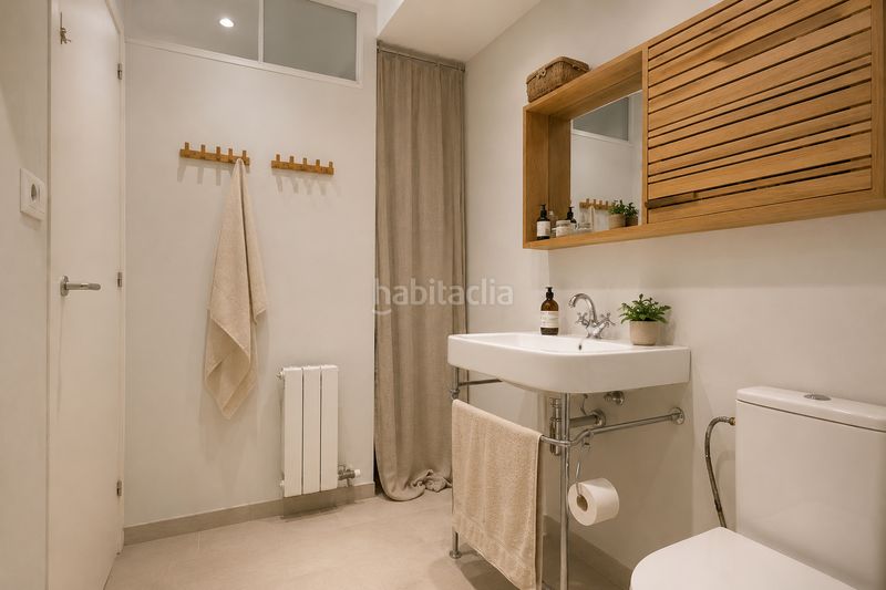 Foto b72b4de8-2a0c-4f2f-b2c3-ada46e8e08e9. Apartament amb calefacció a St. Pere - Sta. Caterina - El Born Barcelona