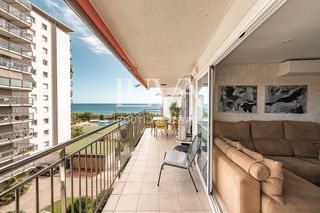 Apartment in Cabrera de Mar. Piso con licencia turística, impresionantes vistas al mar y terr