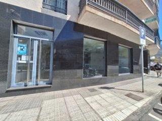 Local Comercial a Casco Urbano. Local en venta en calle hermano pedro 16, adeje