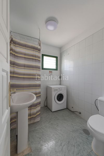 Foto ceeb1d18-fd67-49fd-856b-e9126f384704. Dúplex amb aparcament piscina a Costa del Silencio Arona