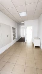 Lloguer Local Comercial  Calle calle hermano pedro. Local en alquiler av. constitucion adeje