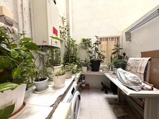 Appartement  Carrer de solsona. ?? piso exterior con mucha luz y ascensor – 1ª planta