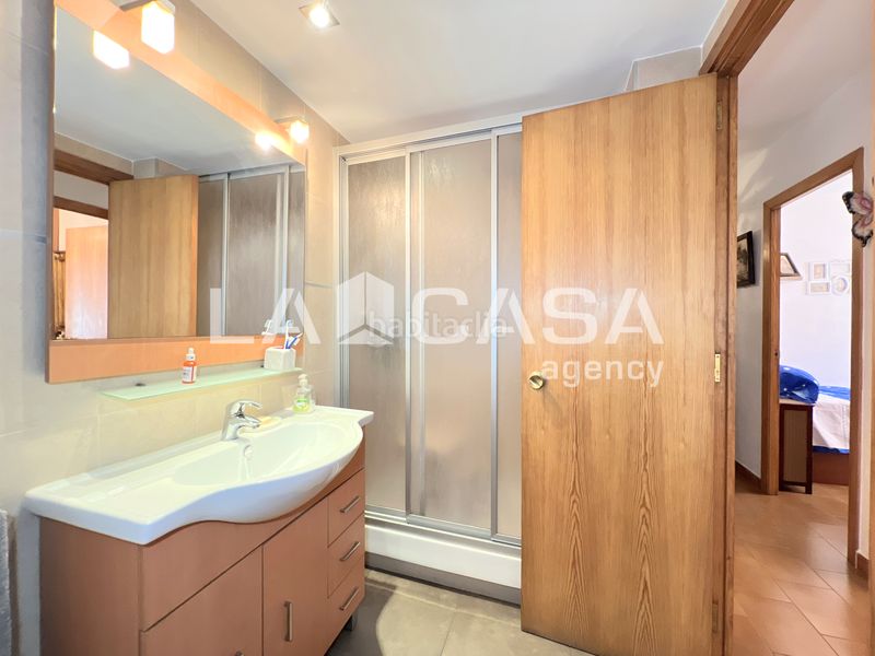 Foto ae0c14ca-45a7-4087-a797-24abce0e3395. Pis amb calefacció a Prosperitat Barcelona