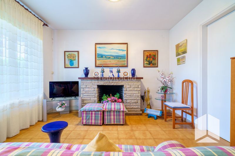 Foto 10b99866-1ae7-432d-b424-8711744ce3f8. Casa amb aparcament a Lluminetes Castelldefels