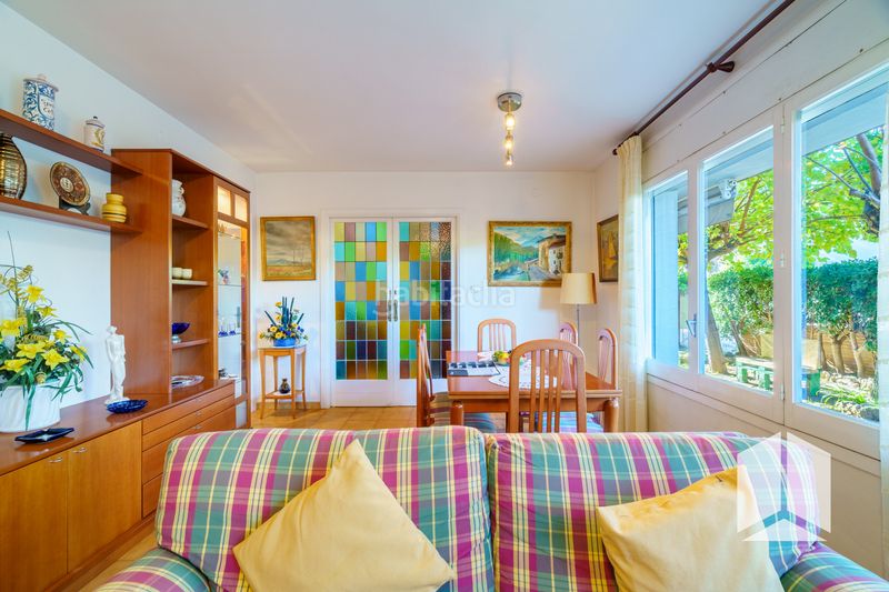 Foto 8d46a85c-f883-46c6-8da4-df373ebc686a. Casa amb aparcament a Lluminetes Castelldefels