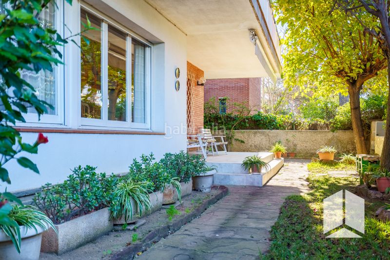 Foto aac07c49-7b43-4dd3-8e73-614be1fc88cc. Casa amb aparcament a Lluminetes Castelldefels