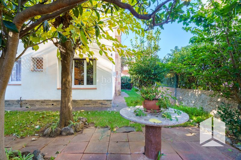 Foto e590ac28-e570-41f4-872f-1fd1bf0faae3. Casa amb aparcament a Lluminetes Castelldefels