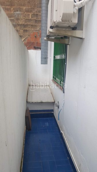 Foto e93dd07a-054a-43c9-8858-964c9be69cbb. Local comercial a Hostafrancs Barcelona