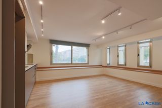 Piso en La Bordeta. Piso totalmente reformado a estrenar en rambla badal!