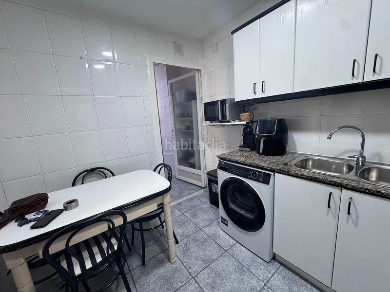 Foto e66b6f03-f17a-4584-b61a-6c1b2ae173cc. Pis a Can Vidalet Esplugues de Llobregat