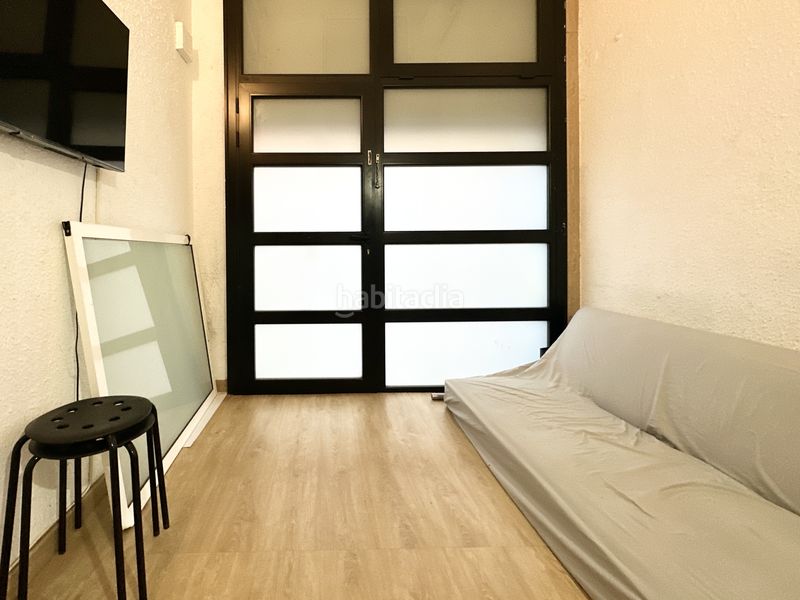 Foto 04d6febc-2a25-44c7-b29a-4d9591c16677. Planta baixa a Baix Guinardó Barcelona