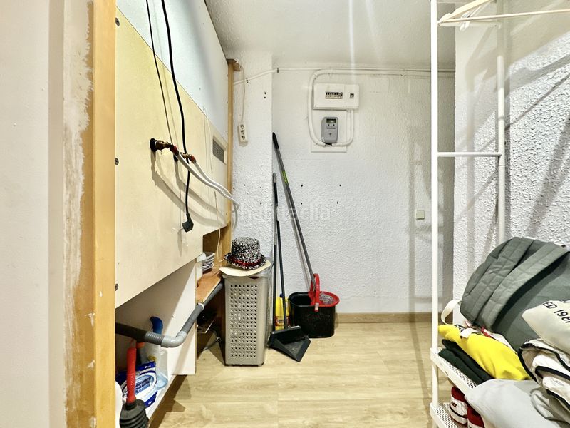 Foto 9c65bbb2-4a15-471d-9fe5-e63eb00b29e4. Planta baixa a Baix Guinardó Barcelona