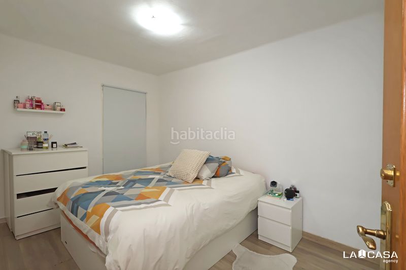 Foto 51ada4fa-ead0-4693-9697-f7b070d384ca. Pis a Can Vidalet Esplugues de Llobregat