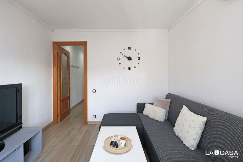 Foto ca9a8bb1-6591-4e40-be28-937a233c51fe. Pis a Can Vidalet Esplugues de Llobregat