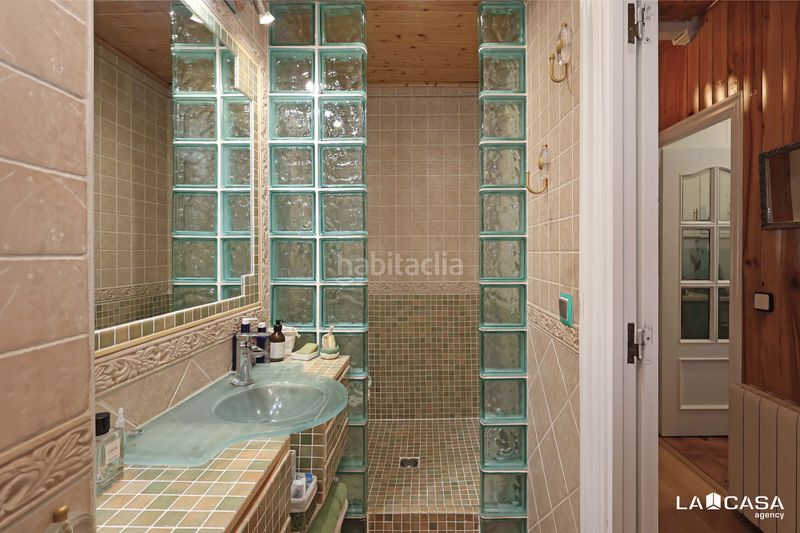 Foto e4477019-c8c7-48e1-b5c1-d7a07567a6ff. Duplex avec chauffage dans Can Clota Esplugues de Llobregat